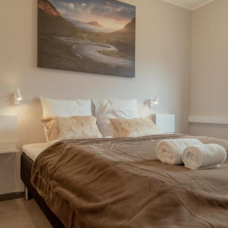 Torsgota Guesthouse - In The Heart Of Torshavn Exterior photo