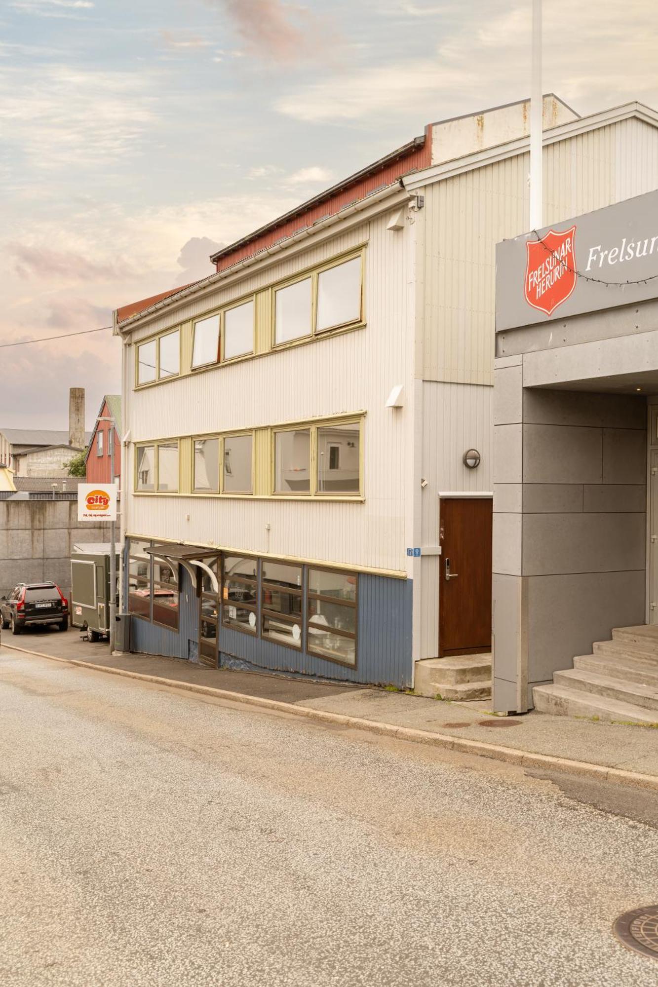 Torsgota Guesthouse - In The Heart Of Torshavn Exterior photo
